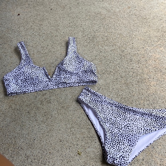medium shein bikini - Picture 1 of 5